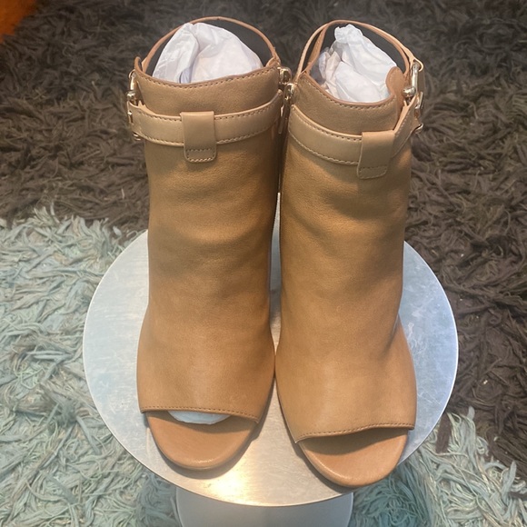 WOMEN’S COACH LAFAYETTE OPEN TOE BOOTIES - Picture 2 of 16